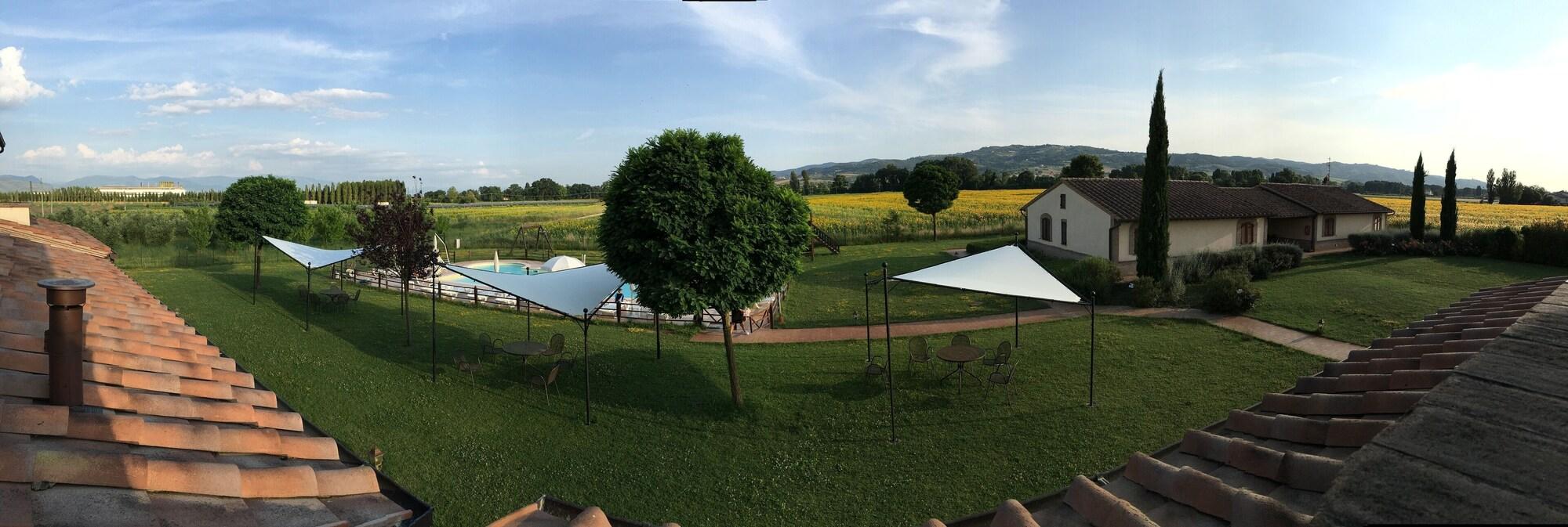 Agriturismo Le Rondini Di Francesco Di Assisi Cannara ภายนอก รูปภาพ