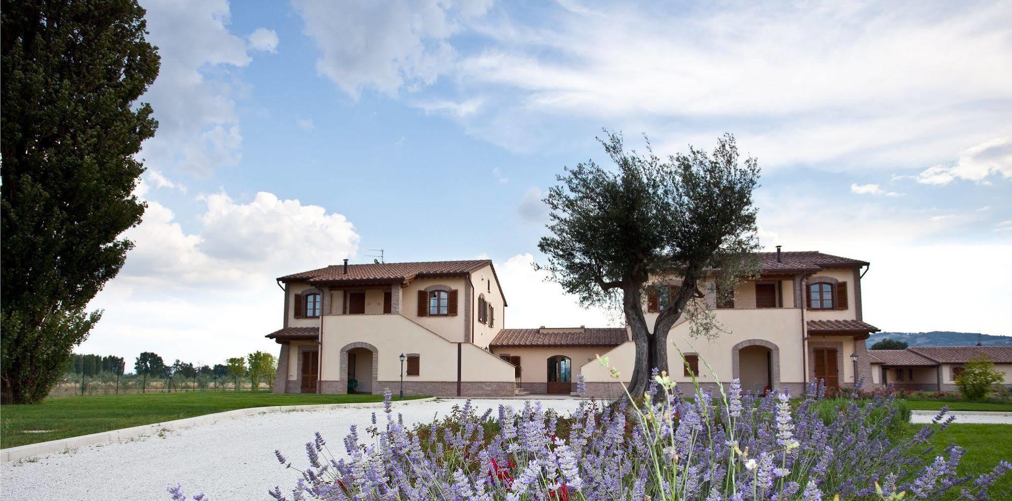 Agriturismo Le Rondini Di Francesco Di Assisi Cannara ภายนอก รูปภาพ