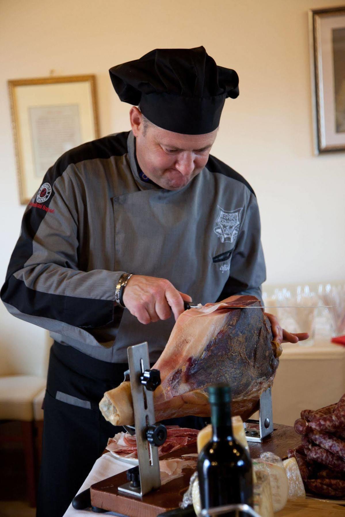 Agriturismo Le Rondini Di Francesco Di Assisi Cannara ภายนอก รูปภาพ